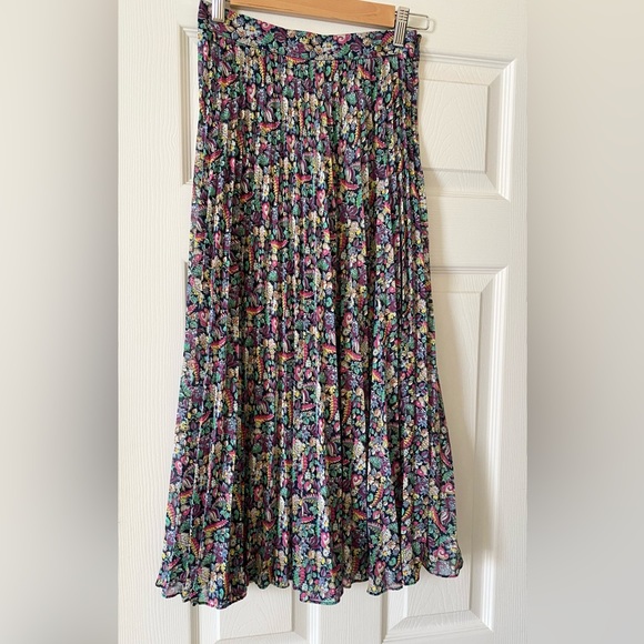 & OTHER STORIES sheer pleated midi skirt “US 4” - Picture 3 of 8